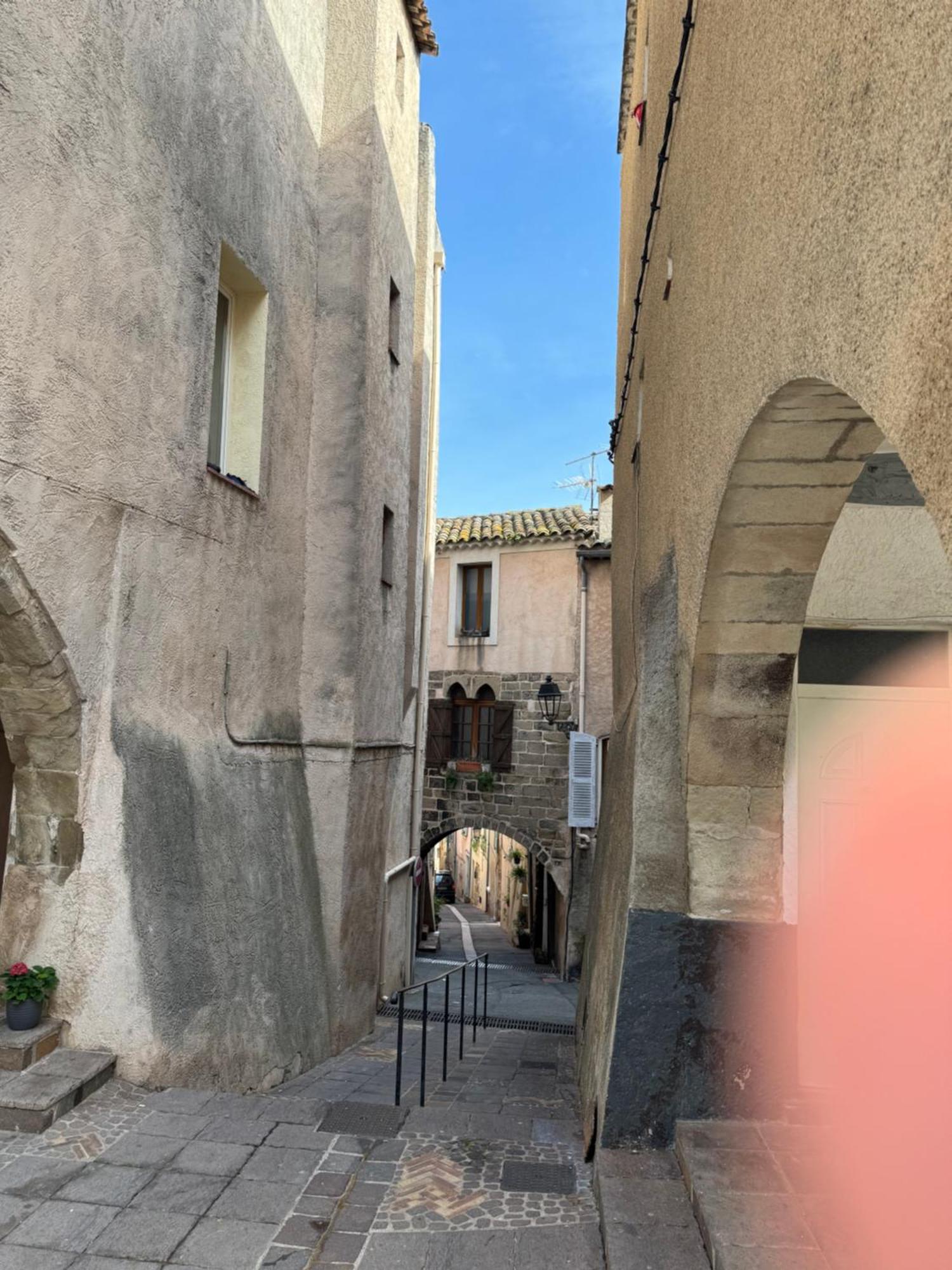 Chez Kay Apartment Roquebrune-sur-Argens Exterior photo