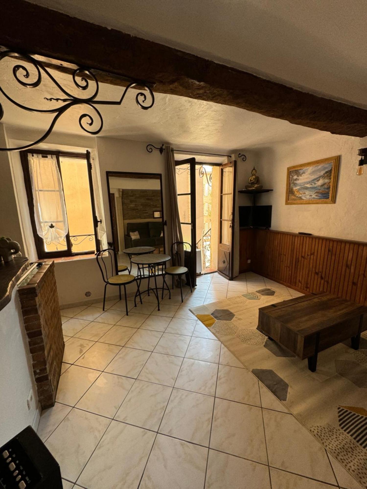 Chez Kay Apartment Roquebrune-sur-Argens Exterior photo